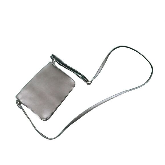 Nine West envelope messenger type small black leather Cross Body bag - Picture 4 of 4